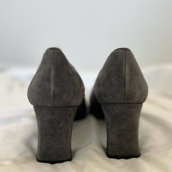 Stuart Weitzman Marymid Grey Suede 90s Mom Style Pump Heel Size 9 - Picture 10 of 14